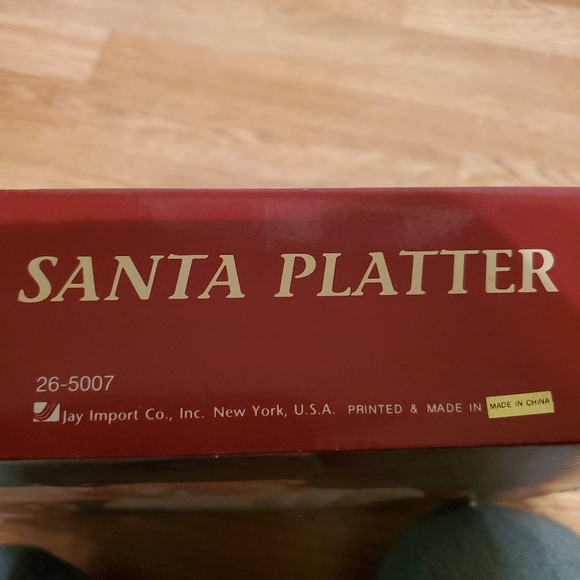 Santa Claus Christmas Platter Ceramic Hand Decorated - Picture 8 of 8